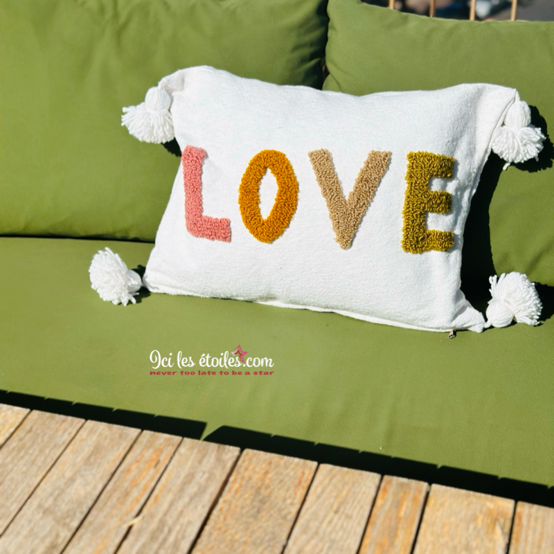 Housse de Coussin Marocain « Love »