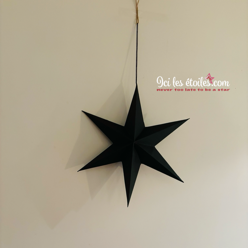 Etoile à suspendre en papier noire