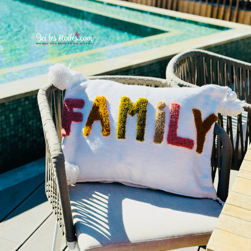 Housse de Coussin Marocain « Family »