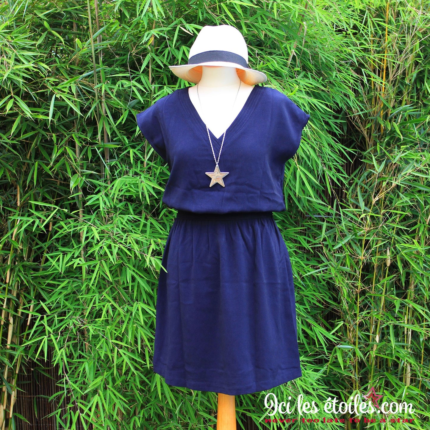 Robe Bleu Marine