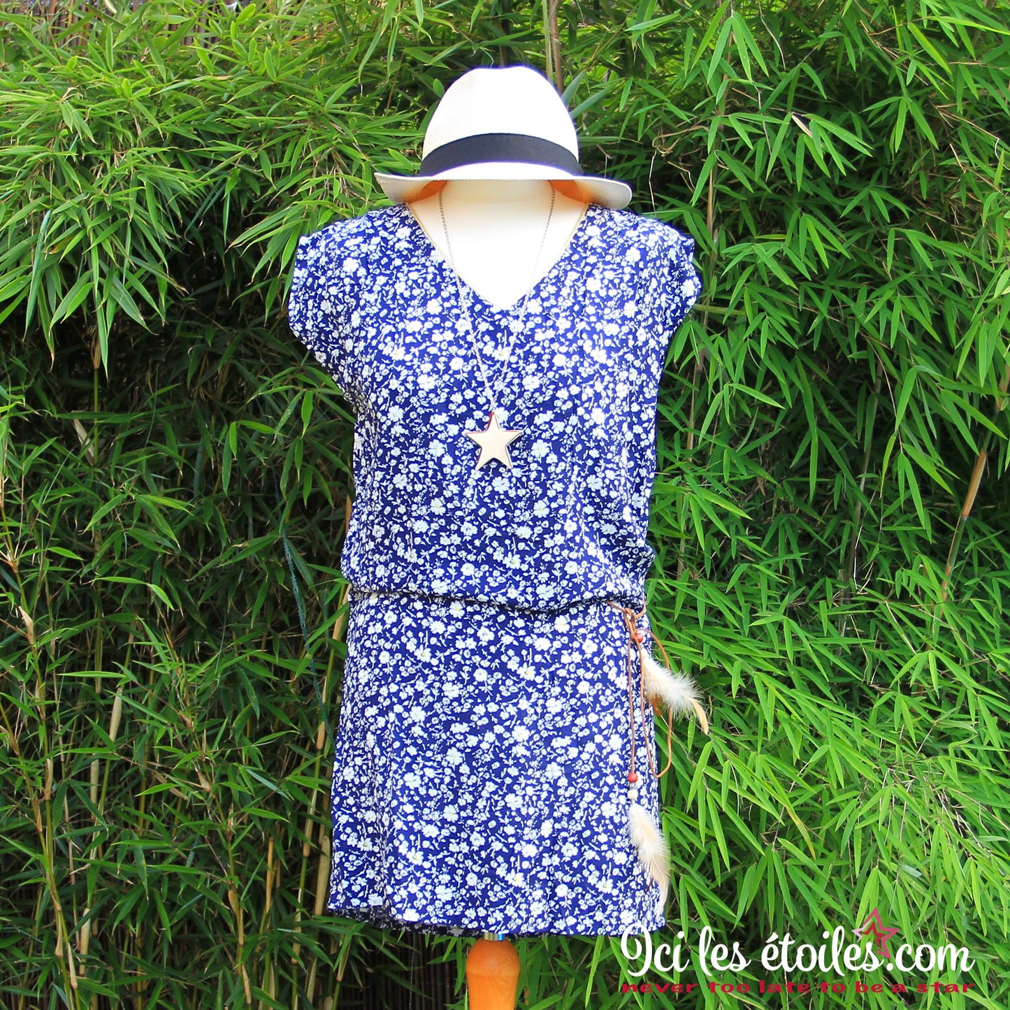 Robe petites fleurs blanches