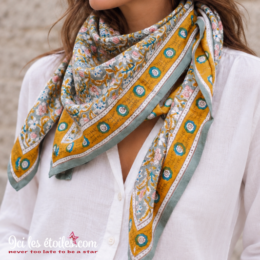 Foulard Indien grand modèle “fleurs indiennes” Absynthe Vert de Gris
