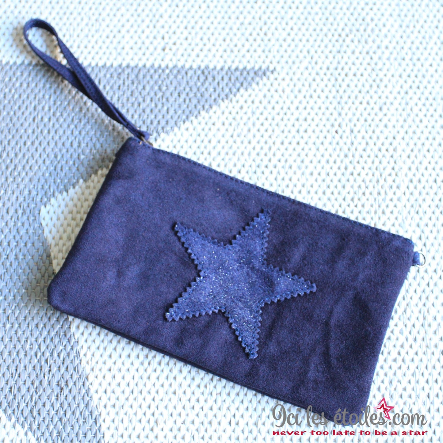 Pochette étoile en daim bleu marine